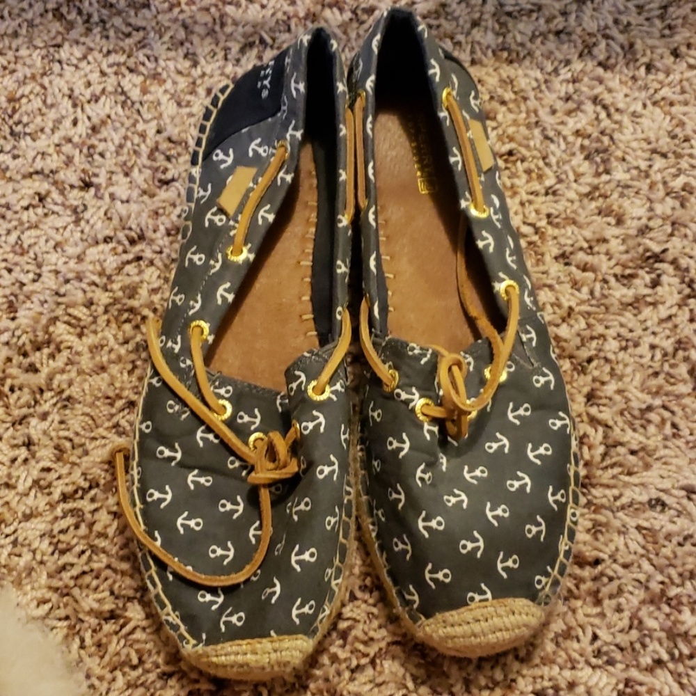 Anchor pattern Sperry Espadrille Size 8.5
